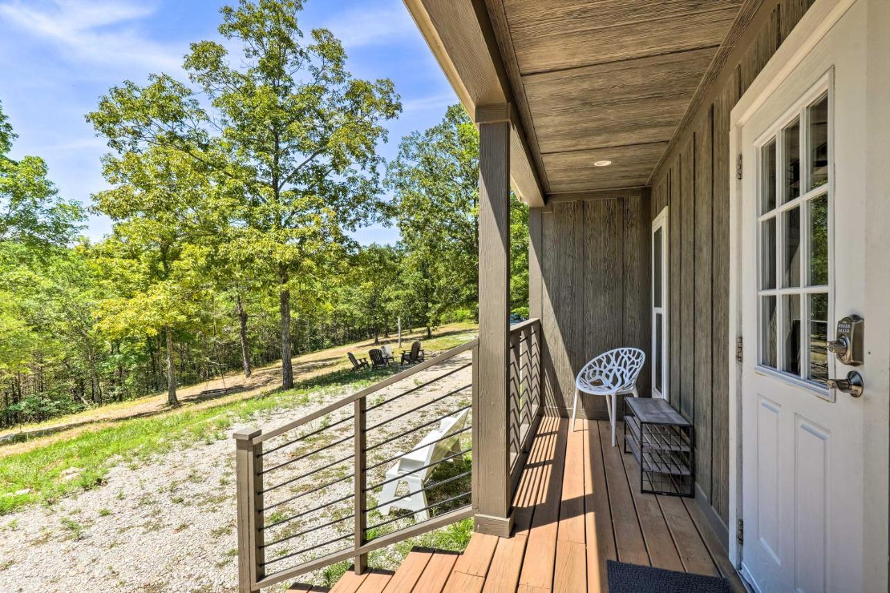 Branson Tiny Home On 52 Acres With Private Lake! Экстерьер фото