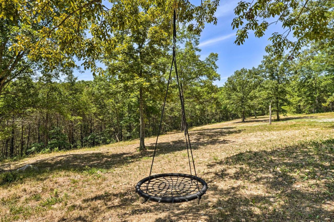 Branson Tiny Home On 52 Acres With Private Lake! Экстерьер фото