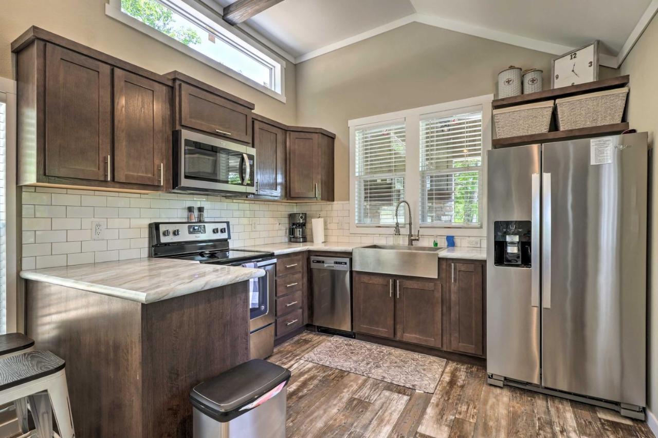 Branson Tiny Home On 52 Acres With Private Lake! Экстерьер фото